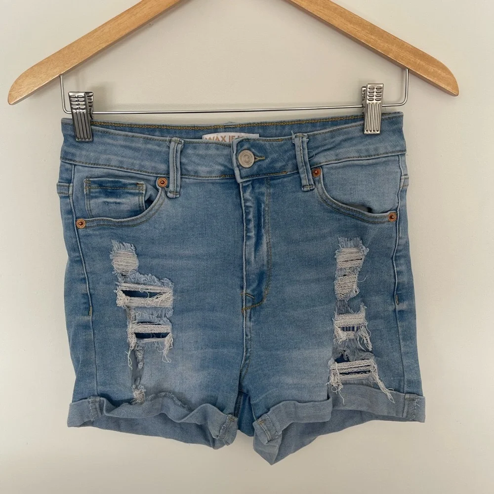 WAX Jeans Collection Cuffed Shorts Distressed Denim Size M 26 x 3 - Picture 1 of 4
